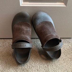 Brown crocs with suede